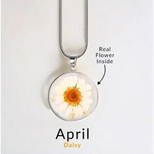 Mint & Lilly Pressed Birth Flower Necklace*April*Daisy*Silver